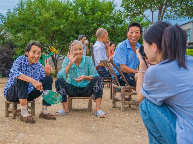 Pg电子游戏平台：为乡村构建传播矩阵湖北二师“互联网美德家”养成计划进行中(图3)