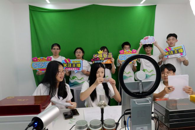 Pg电子游戏平台：“百千万工程”突击队“夏橘乡”突击队：数字赋能橘红产业智绘乡村振兴新篇(图6)