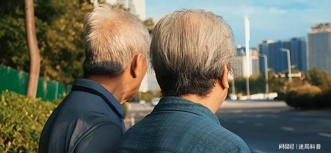 Pg电子平台：人均600万到负400亿天下第一村变亿万负翁华西村做错了什么(图20)