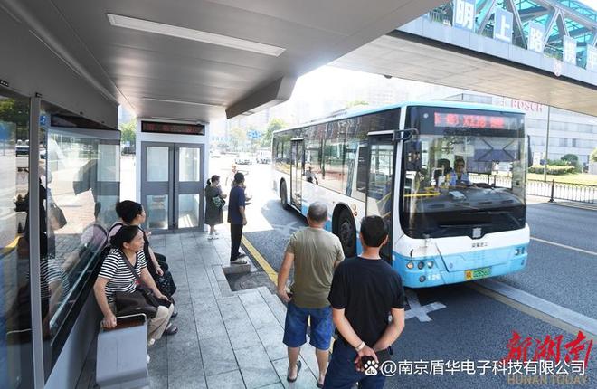 Pg电子平台：浅谈智慧公交站台相关技术(图2)