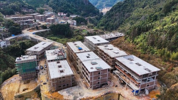 Pg电子游戏平台：泉州永春横口乡：温情服务走在前征迁一线谱干群融合曲(图1)