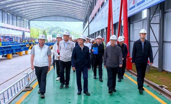 Pg电子平台：广西灵川：护航高速建设科技与攻坚共筑发展通途(图1)
