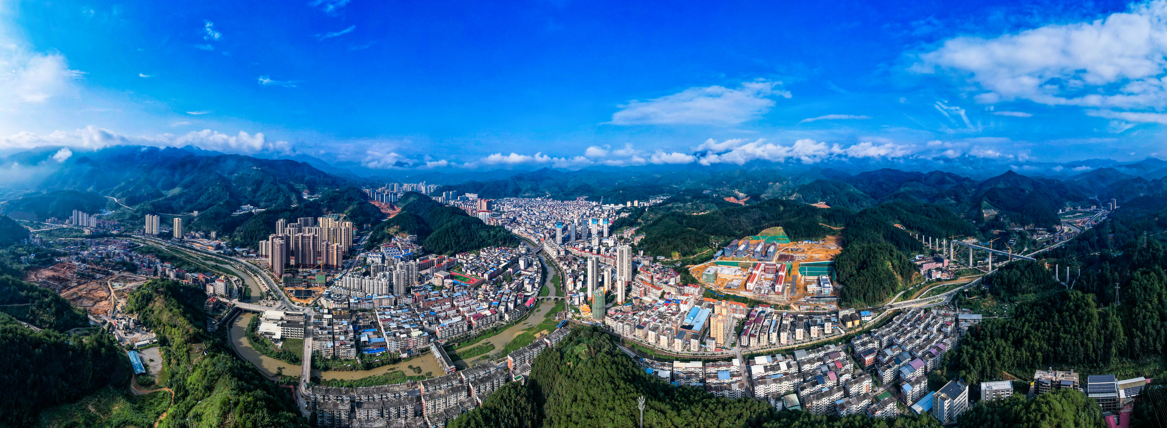 Pg电子游戏平台：福建大田：精雕细琢岩城高颜值(图3)