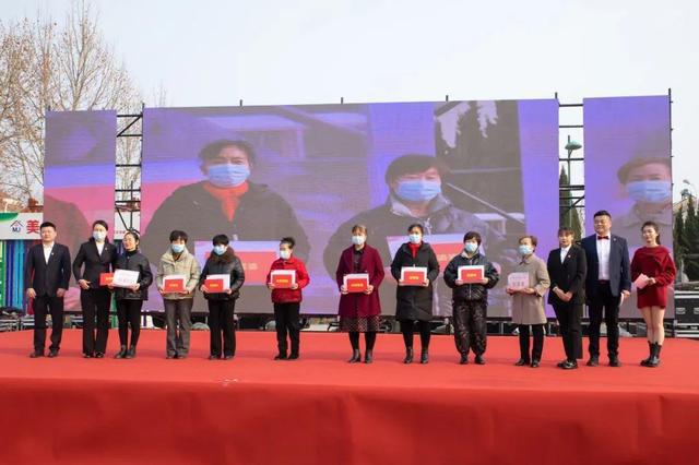 Pg电子游戏平台：陶风淄韵·乡村好景｜27年文明接力！王东村把“特色服务”做成文明乡风名片(图5)