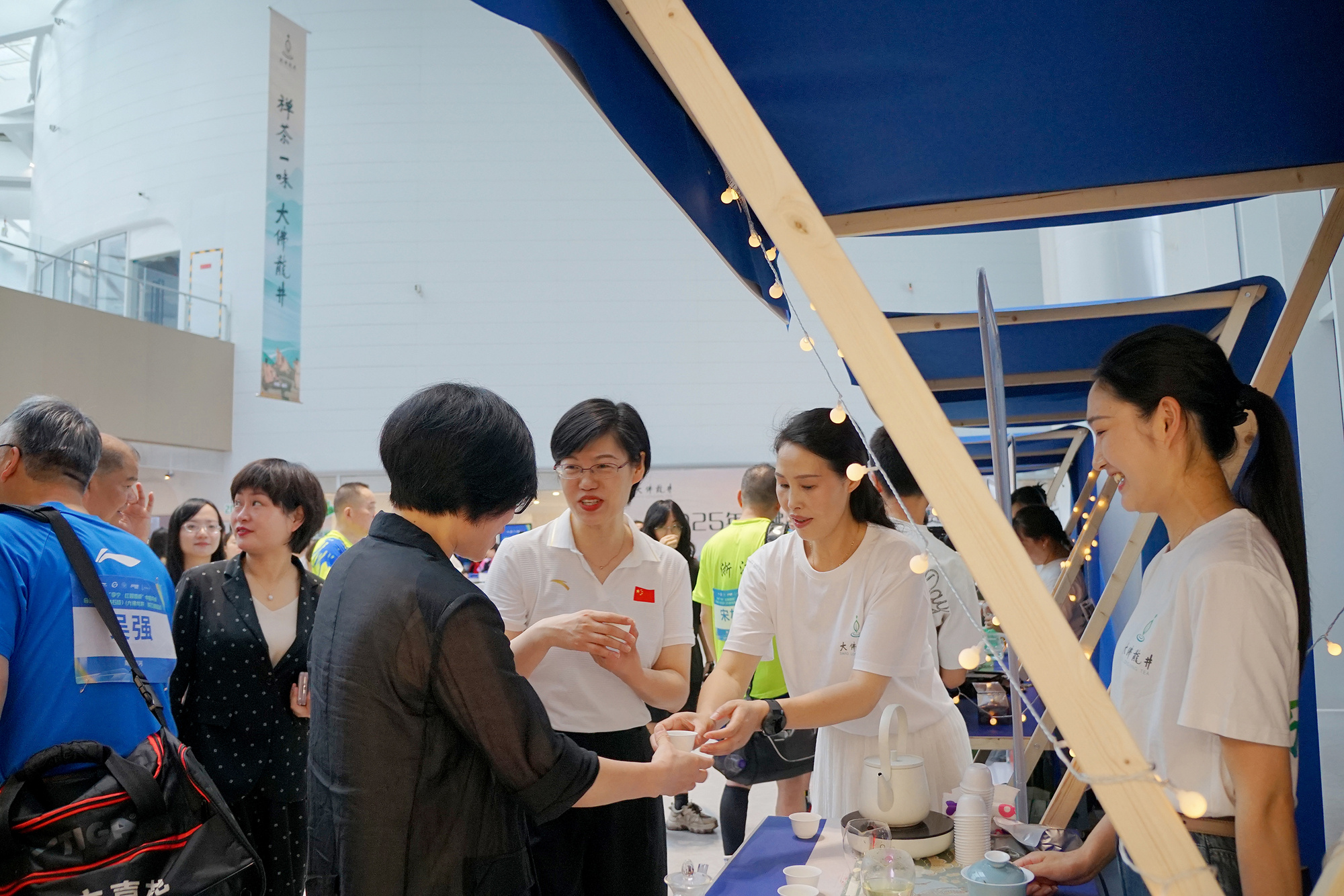 Pg电子游戏平台：新昌：茶香乒乓双赛联动赋能乡村振兴(图3)