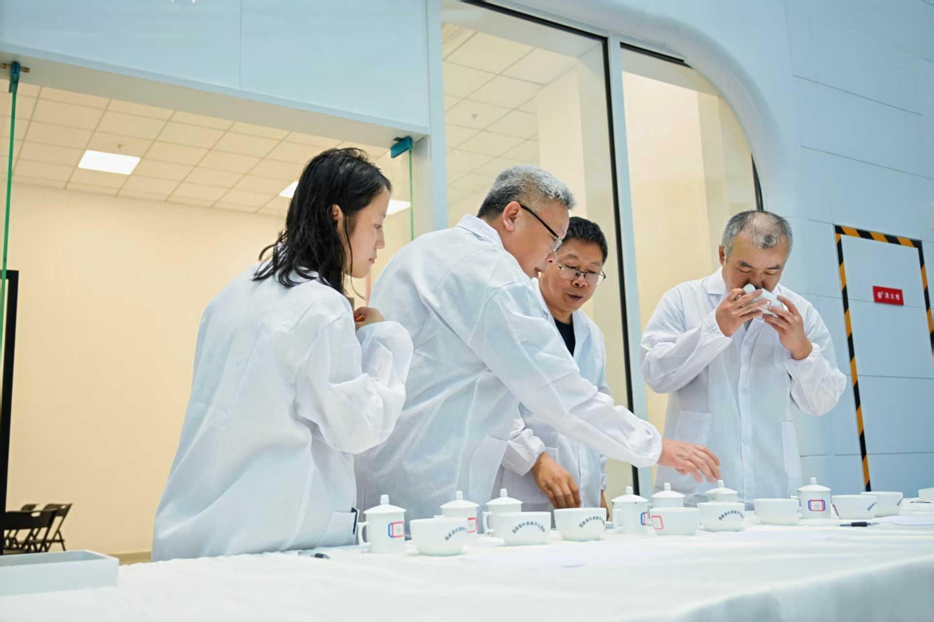 Pg电子游戏平台：新昌：茶香乒乓双赛联动赋能乡村振兴(图2)
