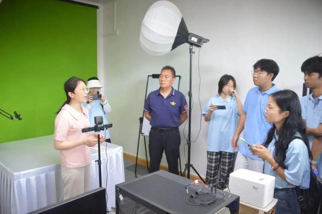 Pg电子平台：数字赋能乡村振兴重庆数字产业职业技术学院“三下乡”社会实践活动纪实(图4)