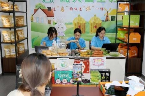 Pg电子平台：青禾数媒助农团：以数字引擎驱动助力店埠乡村振兴(图1)