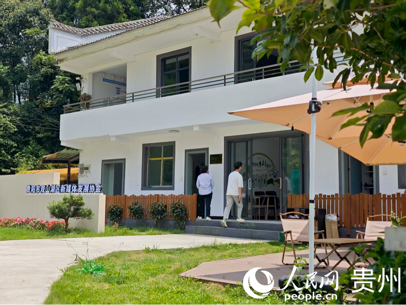 Pg电子游戏平台：行进中国丨“数智”企业“进村办公”(图5)