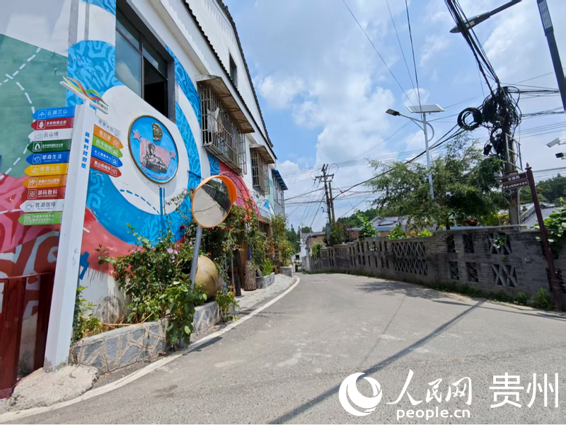 Pg电子游戏平台：行进中国丨“数智”企业“进村办公”(图4)