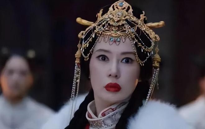 Pg电子游戏平台:一人毁掉整部剧!香肠嘴、死鱼眼她成央视《藏海传》唯一败笔!(图11)