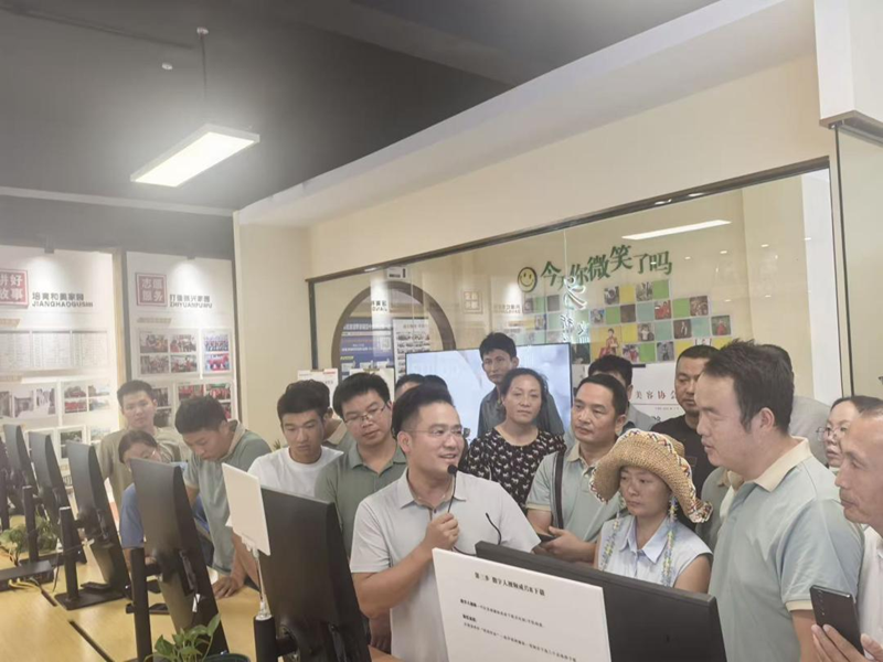 Pg电子游戏:四川农业大学“头雁”学员赴浙江考察(图1)