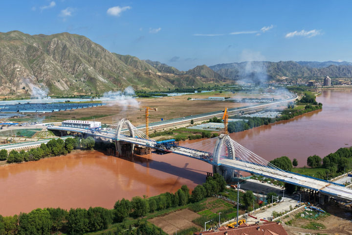 Pg电子平台：兰州加力破解“兰州难”(图1)