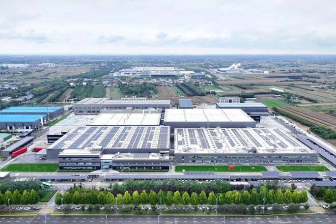 Pg电子平台：在西安刷新“全球纪录”投产“全球最大工厂”背后……(图1)