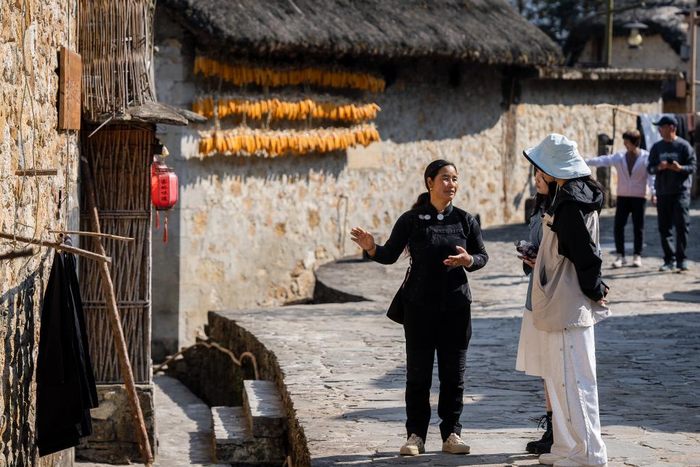 Pg电子游戏：文明之风如何赋美乡土中国？(图4)