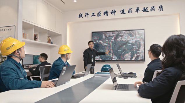 Pg电子平台:数字点亮乡村:MAXHUB“领航100计划”赋能火普村乡村振兴新实践(图1)