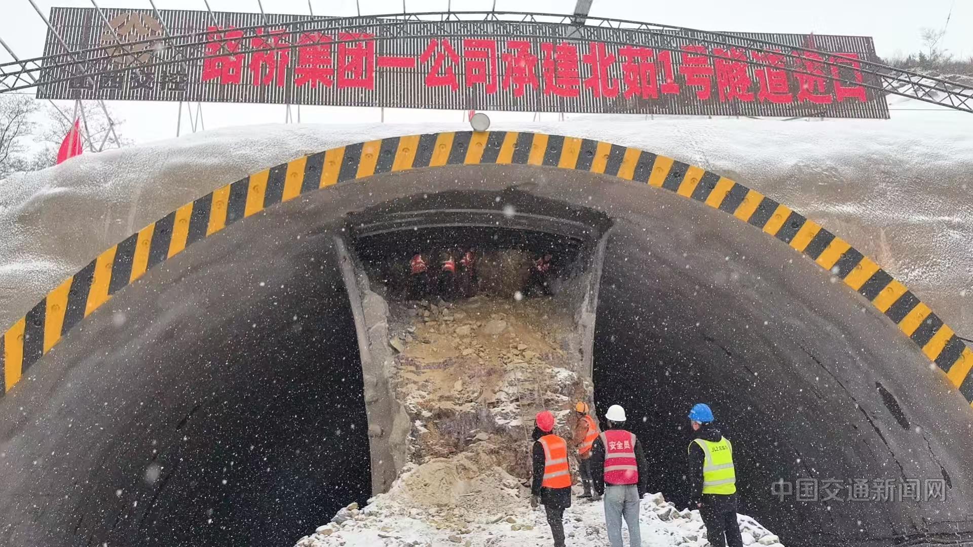 Pg电子游戏平台：山西太旧改扩建项目树山区改扩建工程新样板(图3)