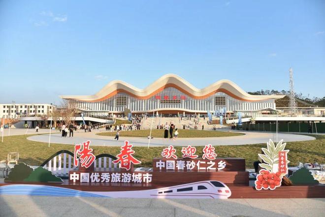 Pg电子游戏平台:今天广湛高铁正式通车!(图11)