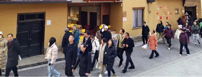 Pg电子游戏平台:推进乡村振兴提升议事能力——清泉镇廖家场社区赴中江挂面村开展实地培训(图3)